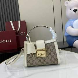 Picture of Gucci Handbags _SKUfw238075204fw